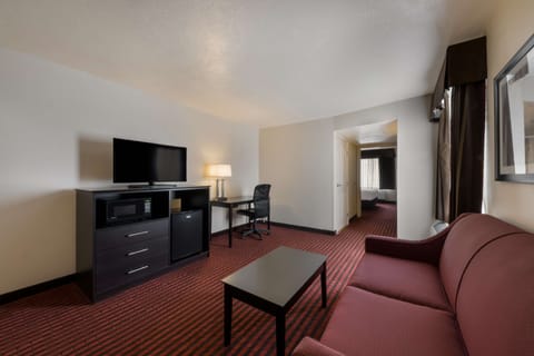 Suite, 1 King Bed, Non Smoking, Refrigerator | In-room safe, desk, iron/ironing board, free WiFi