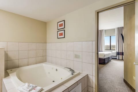 Desk, blackout drapes, iron/ironing board, free cribs/infant beds