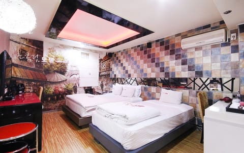 Room (Standard room (twin)) | 1 bedroom, free WiFi, bed sheets