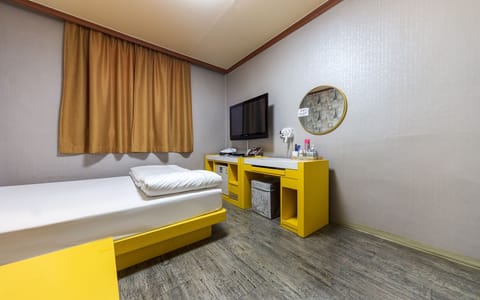 Room (Standard room (double room)) | 1 bedroom, free WiFi, bed sheets