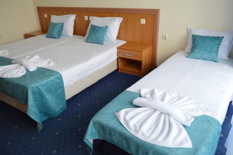 Standard Double or Twin Room | Minibar, desk, free WiFi, bed sheets