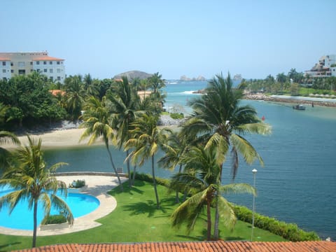 Marina Ocean inlet seen from Isla Alegre