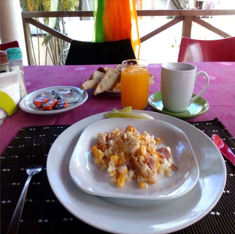 Daily continental breakfast (USD 12.00 per person)