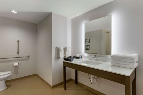 Room, 2 Queen Beds, Accessible, Non Smoking | Bathroom | Hair dryer, towels