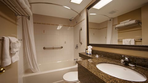 Standard Room, 2 Queen Beds, Non Smoking (Oversized Room) | Bathroom | Eco-friendly toiletries, hair dryer, towels