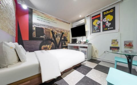 Room (Walkie Special (No Parking Room Rando) | 1 bedroom, free WiFi, bed sheets