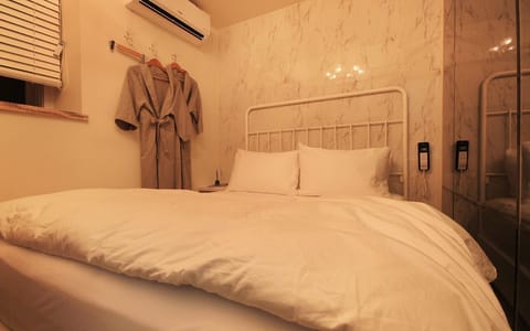 Room (MINI ROOM) | 1 bedroom, free WiFi, bed sheets