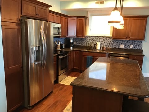 All stainless steel appliances.
Both keurig and Mr. Coffee pots

440-479-4531