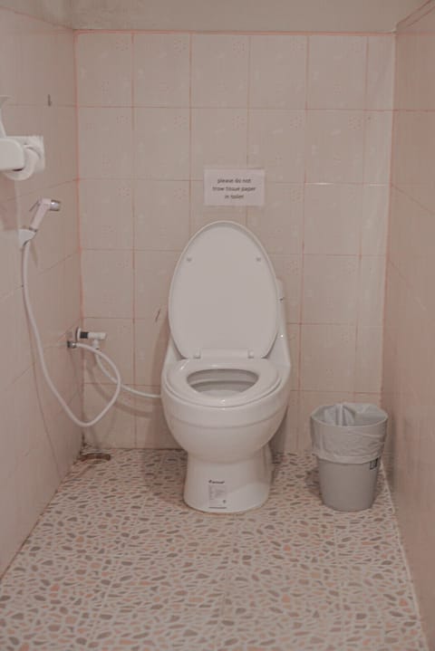 In-room safe, free WiFi