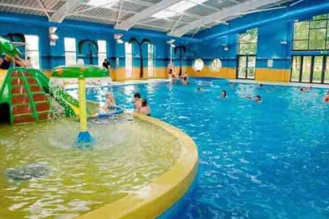 Cabin | Pool | Indoor pool