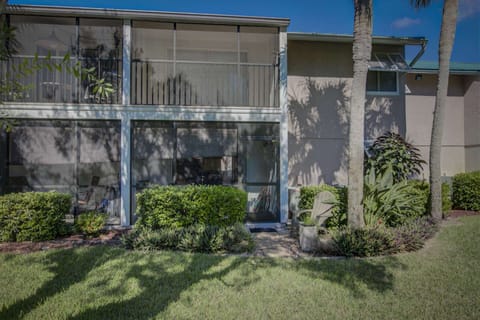 Condo (White Sands Walk to Siesta Beach) | Exterior