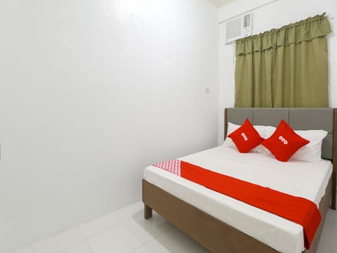 Standard Double Room | Bed sheets