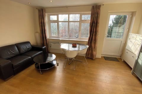 30-inch TV with digital channels