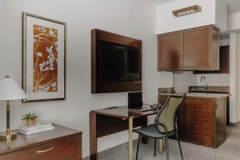 Suite, 1 Queen Bed, Kitchenette | 1 bedroom, premium bedding, in-room safe, desk