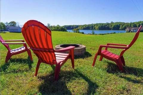 Firepit out back with great views of the lake - firewood can be delivered $25