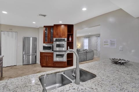 Villa, Multiple Bedrooms | Private kitchen | Fridge, microwave, oven, stovetop