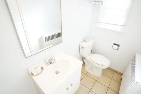 Family Two-Bedroom Suite | Bathroom | Combined shower/tub, free toiletries, hair dryer, towels