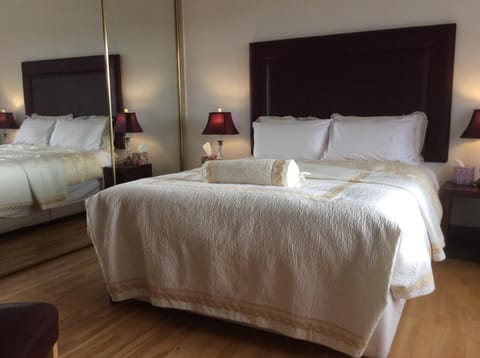 Premium bedding, iron/ironing board, free WiFi, bed sheets