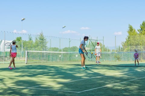 Tennis court