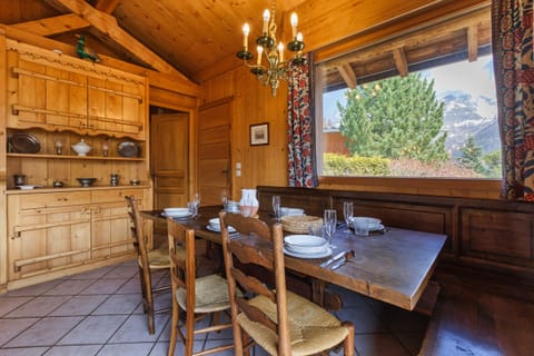 Bright and stunning view area on dinning