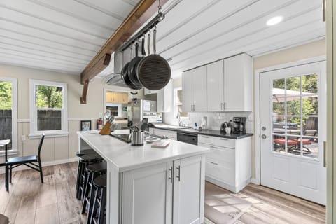 Fully equipped kitchen