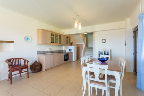 Villa | 3 bedrooms, WiFi