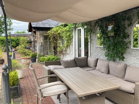 Deluxe Apartment | Terrace/patio