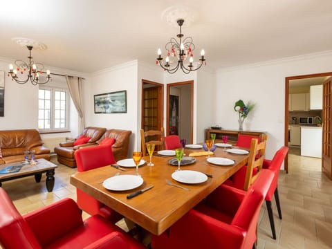 Furniture, Interior Design, Flooring, Floor, Wood, Ceiling, Table, Room, Chair, Kitchen & Dining Room Table