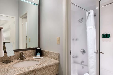 Combined shower/tub, eco-friendly toiletries, hair dryer, towels