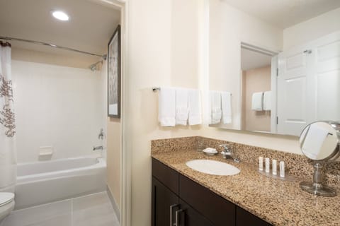 Suite, 2 Bedrooms | Bathroom | Hair dryer, towels