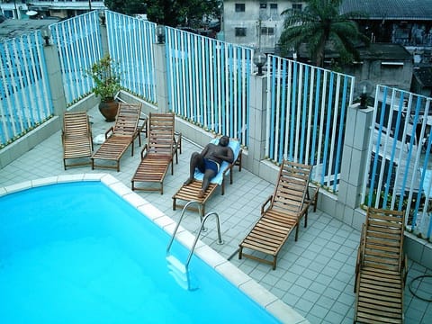 Outdoor pool, pool umbrellas