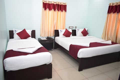 Executive Double Room | Egyptian cotton sheets, premium bedding, in-room safe