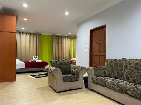 Samudera Suite | Living room | Flat-screen TV