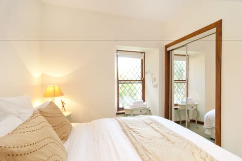 Standard Cottage, Shared Bathroom | In-room safe, individually furnished, iron/ironing board, bed sheets