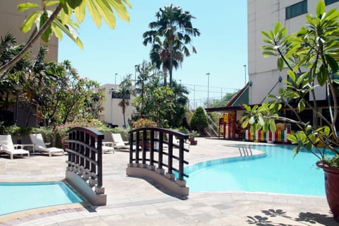 Outdoor pool, sun loungers