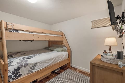 Bedroom 2 has double/twin bunk beds.