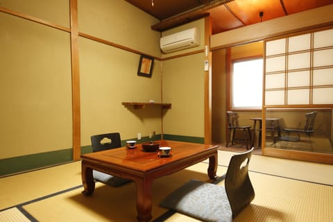 Japanese Style Room | Individually decorated, individually furnished, desk, iron/ironing board