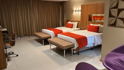 Superior Room King Size | Minibar, in-room safe, desk, free WiFi