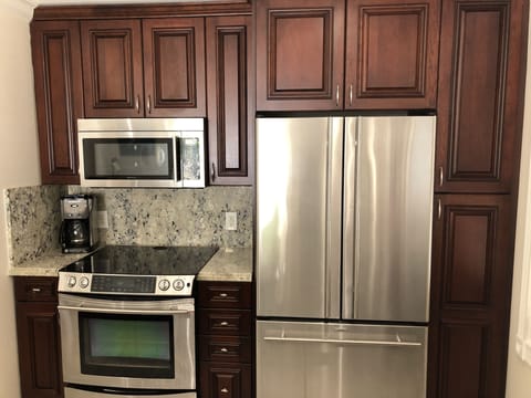 All stainless appliances