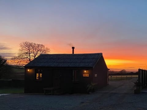 Fern Cottage - Luxurious 1 Bedroom - Blossom Farm (26332)