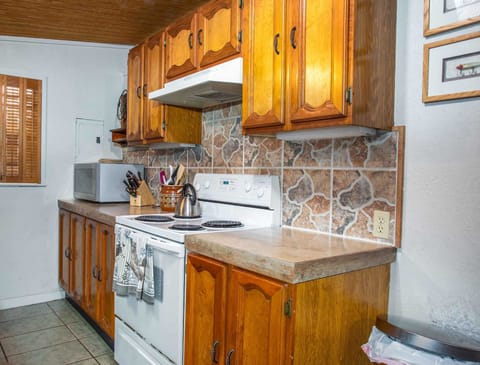 Plentiful counter space gives your culinary masters plenty of room to do their magic!