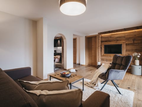 Vier Zimmer Apartment Superior | Free WiFi, bed sheets