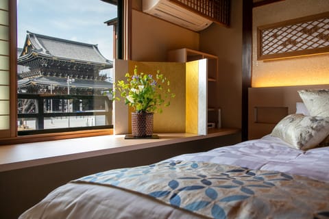 Japanese Style Room for 1-4 Guests with private bathroom, Non Smoking, Temple view | Down comforters, free WiFi