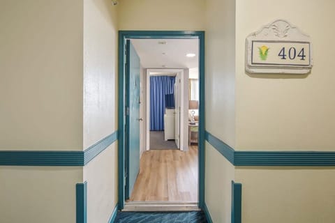 Hallway Entrance