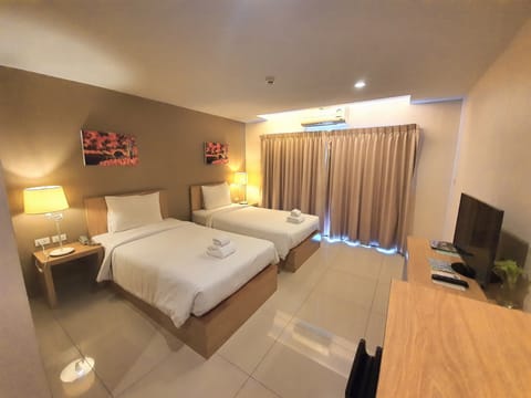 Standard Twin Room | Premium bedding, free minibar items, in-room safe, free WiFi