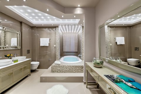 Deluxe Suite, Private Pool | Premium bedding, memory foam beds, in-room safe, individually decorated