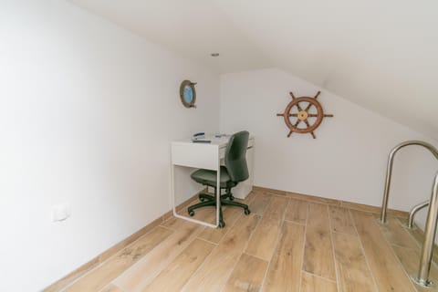 Blue Marine Apartment