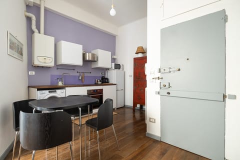 Apartment | Private kitchen | Full-size fridge, microwave, oven, dishwasher