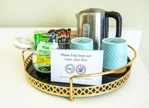 Enjoy our complimentary teas and coffee :)