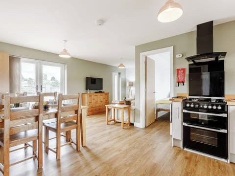 Open plan living space | Lilac Lodge, Newnham